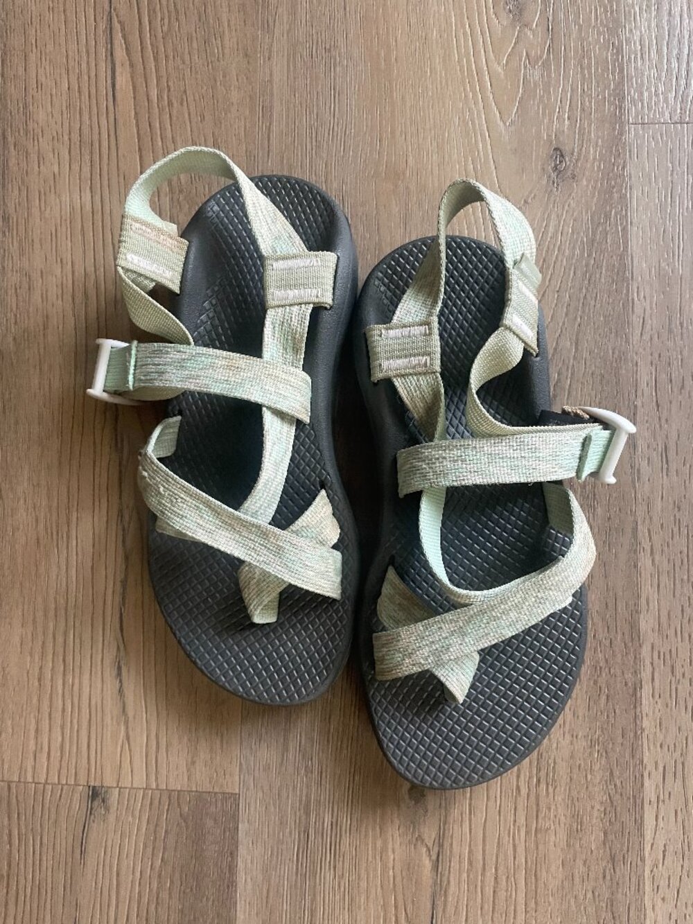 Chaco Classic Hiking Sandals Women's Size 6 Green/Gray Pattern, Outdoors